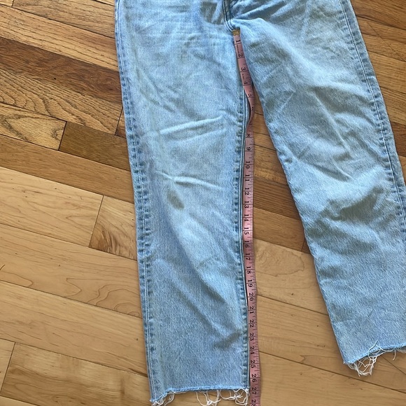 Levi’s Ribcage Straight - Picture 7 of 7